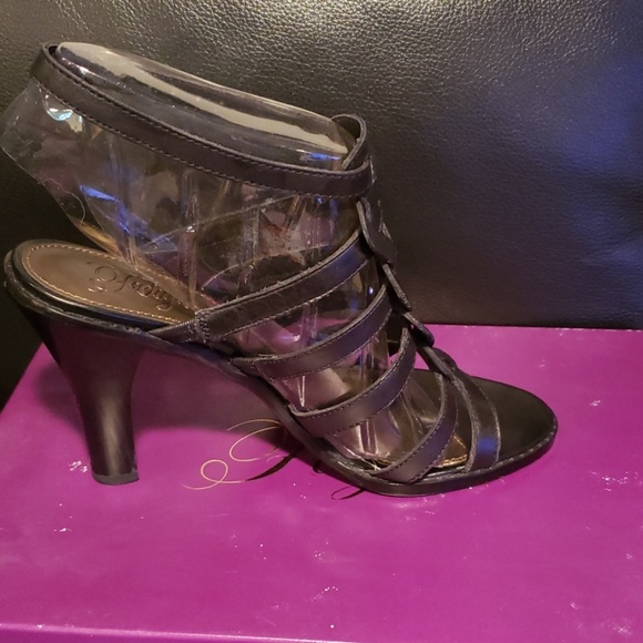 Fergie heels - Picture 3 of 5